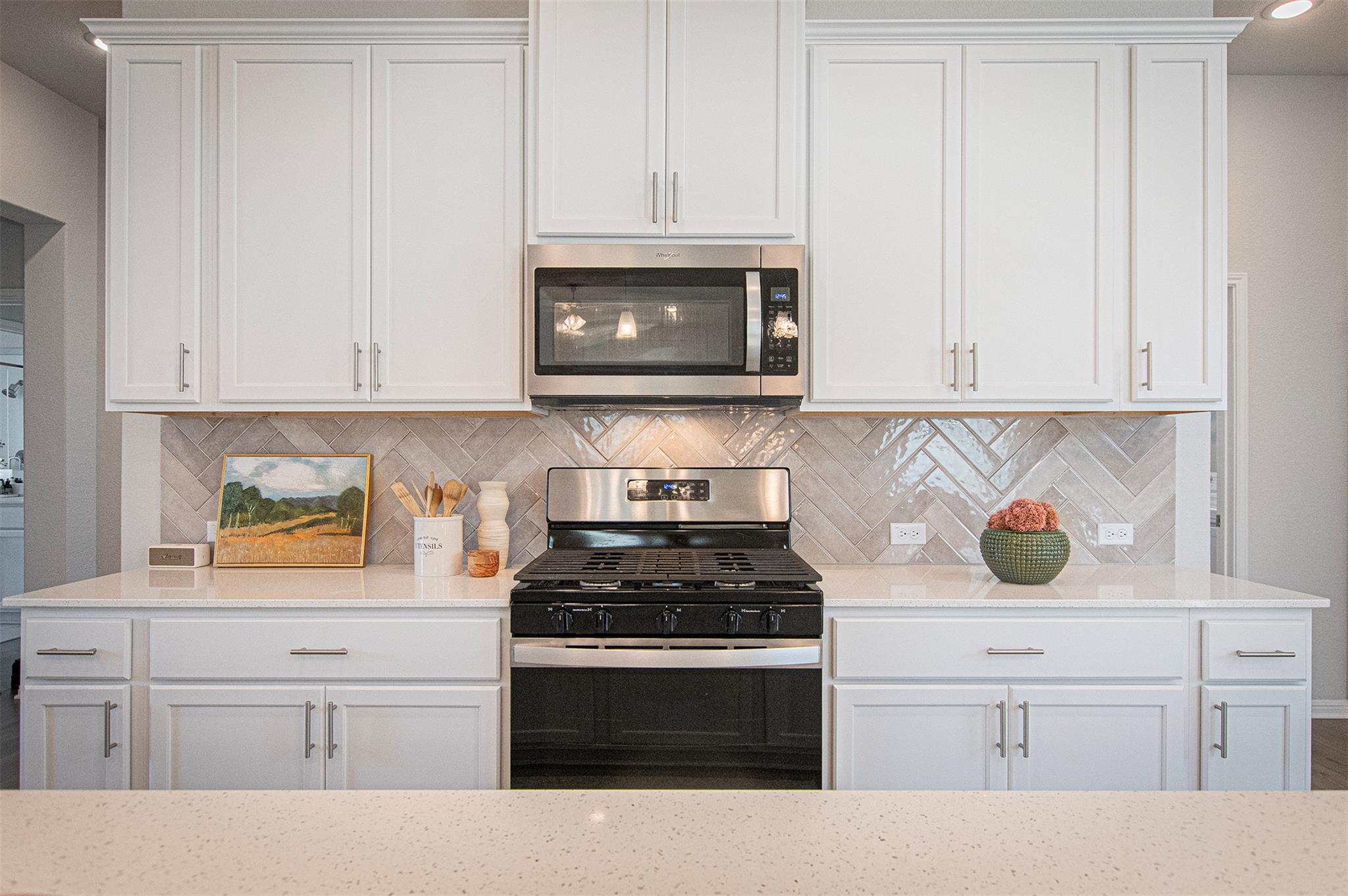 249 Treadwell Ln, Kyle, TX 78640