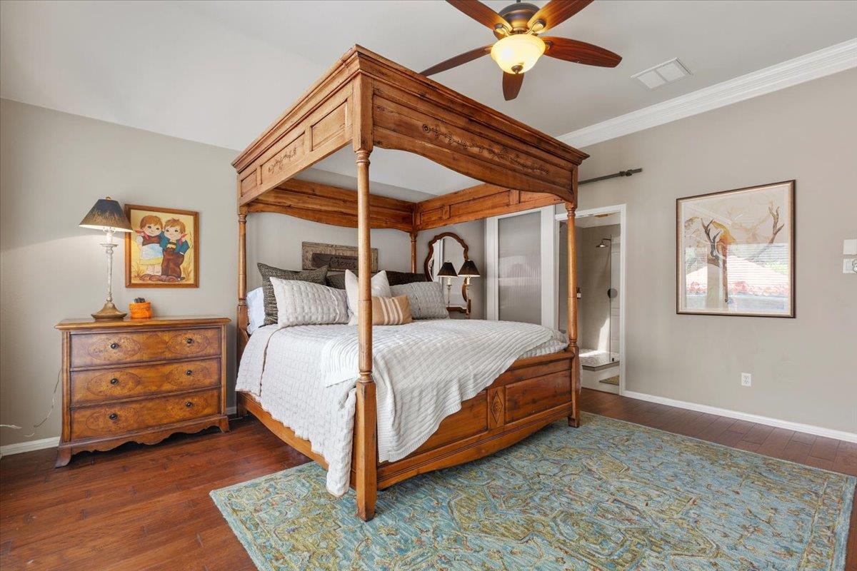 132 Double Eagle Dr # 132, Austin, TX 78738