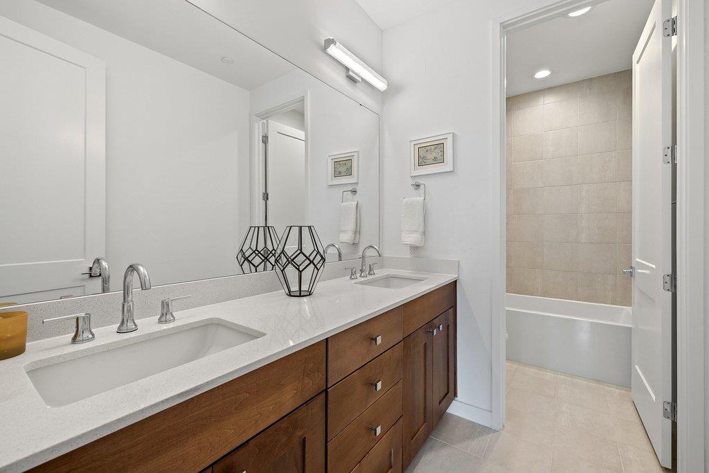 6603 Liliana Ln # 5, Austin, TX 78746