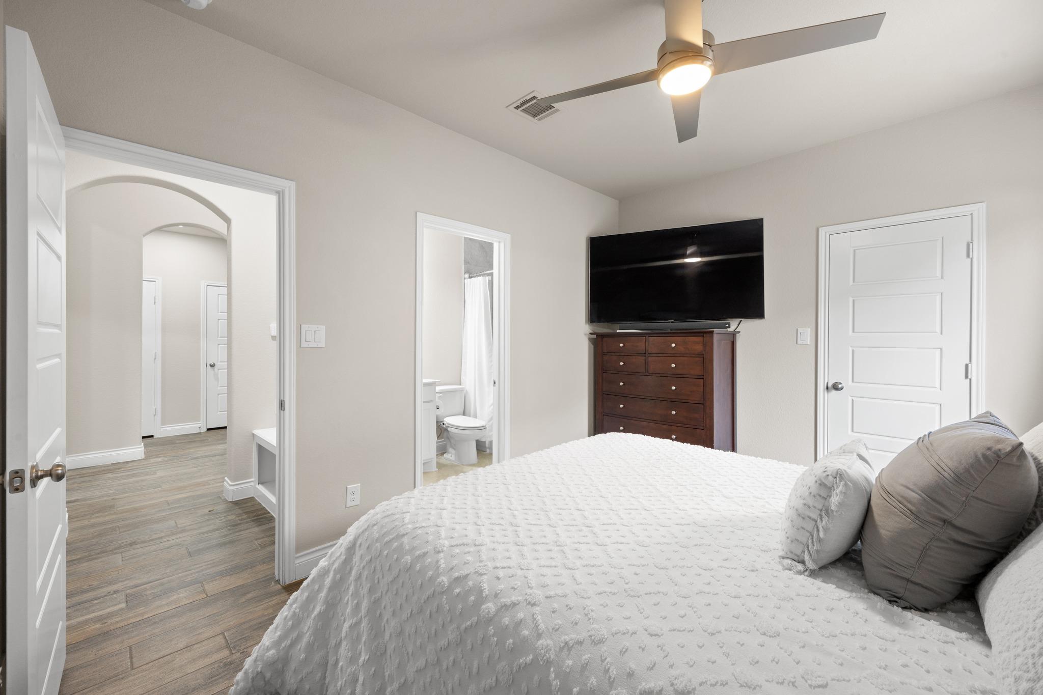 231 Krupp Ave, Liberty Hill, TX 78642