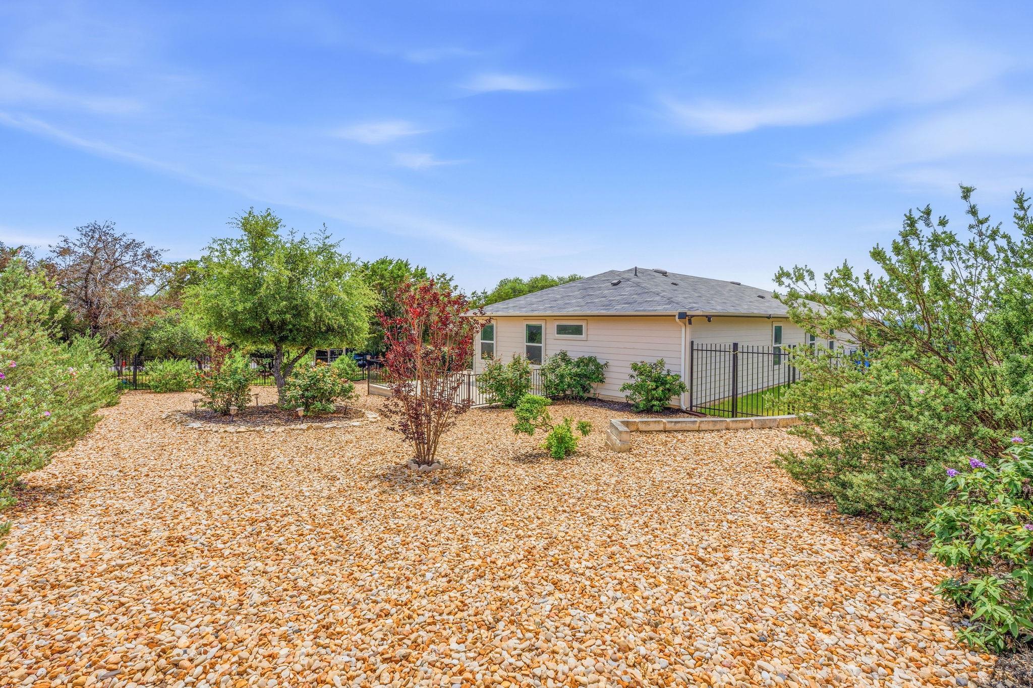 3011 American Dr, Lago Vista, TX 78645