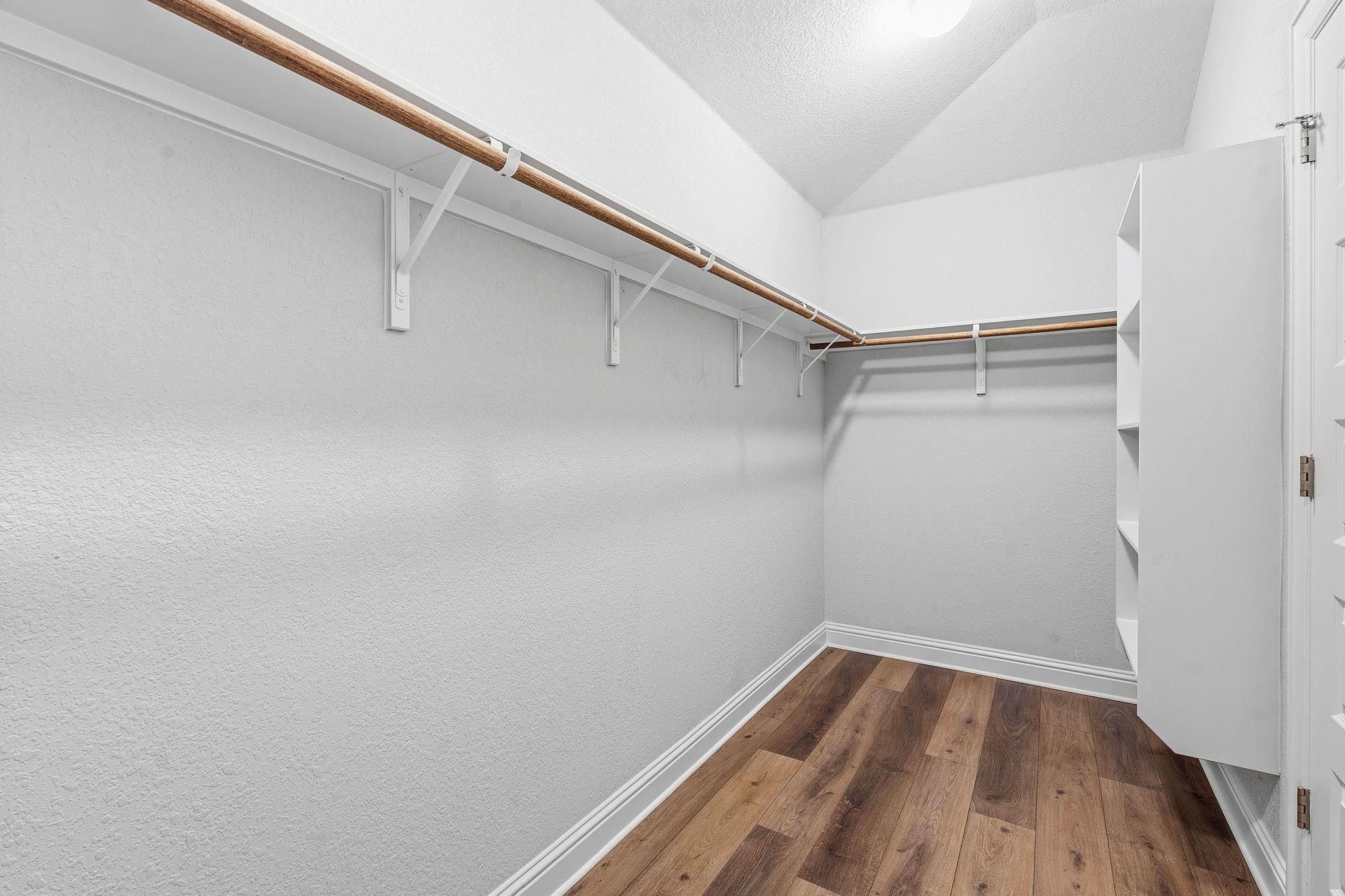 3011 American Dr, Lago Vista, TX 78645