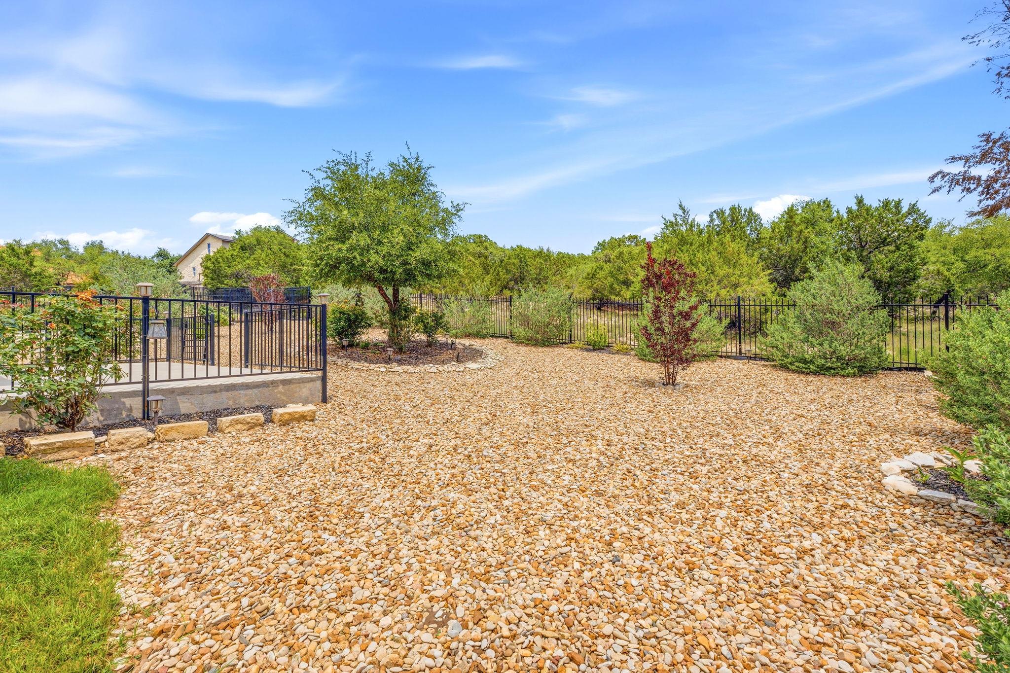 3011 American Dr, Lago Vista, TX 78645