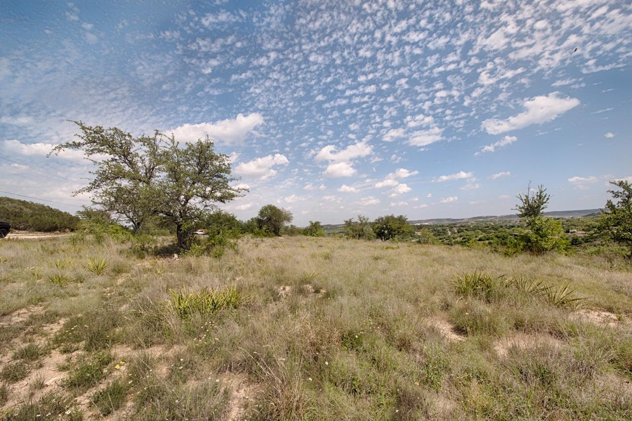 4411 Bob Wire Rd, Spicewood, TX 78669