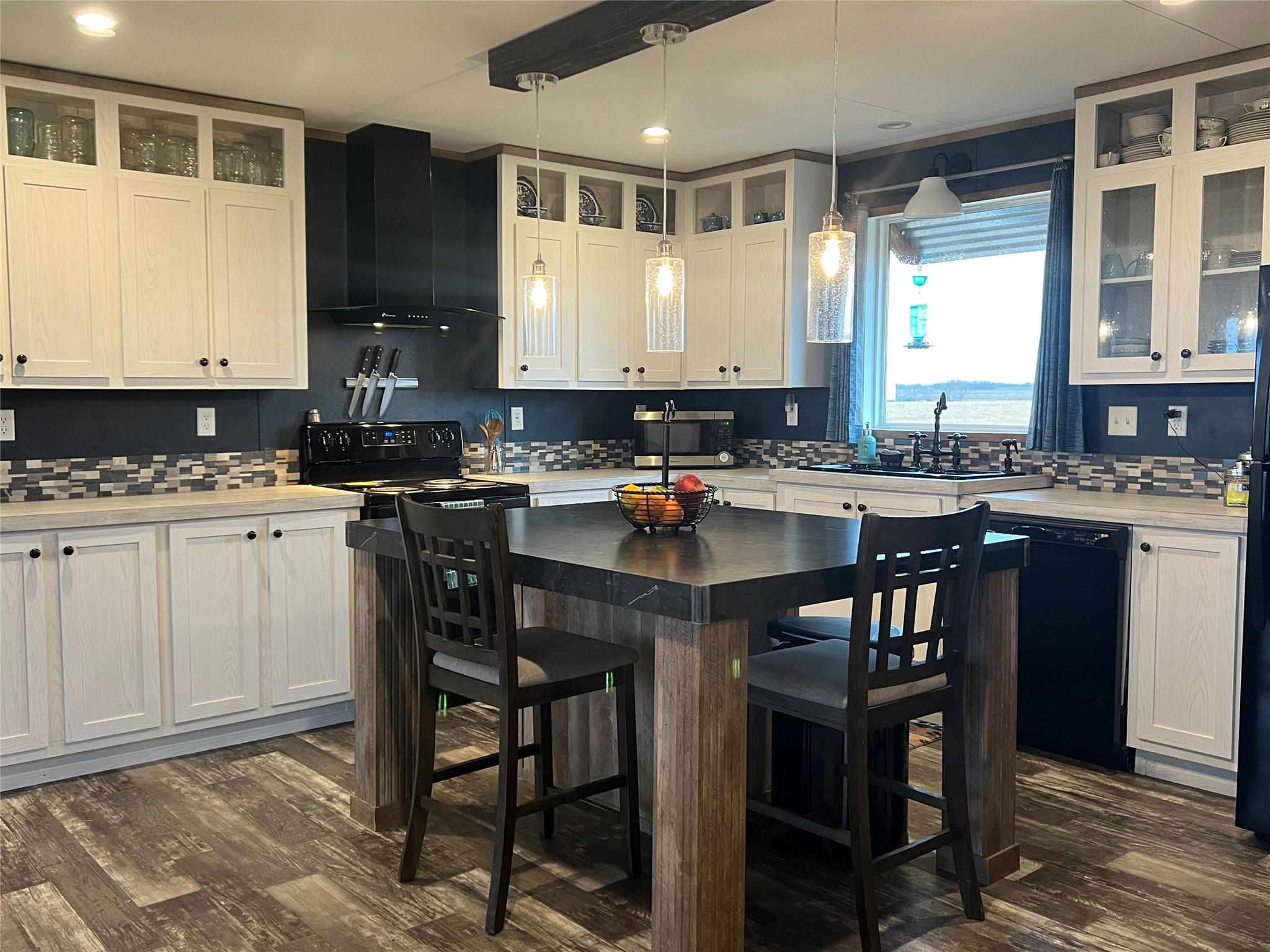 2949 County Road 437, Thorndale, TX 76577