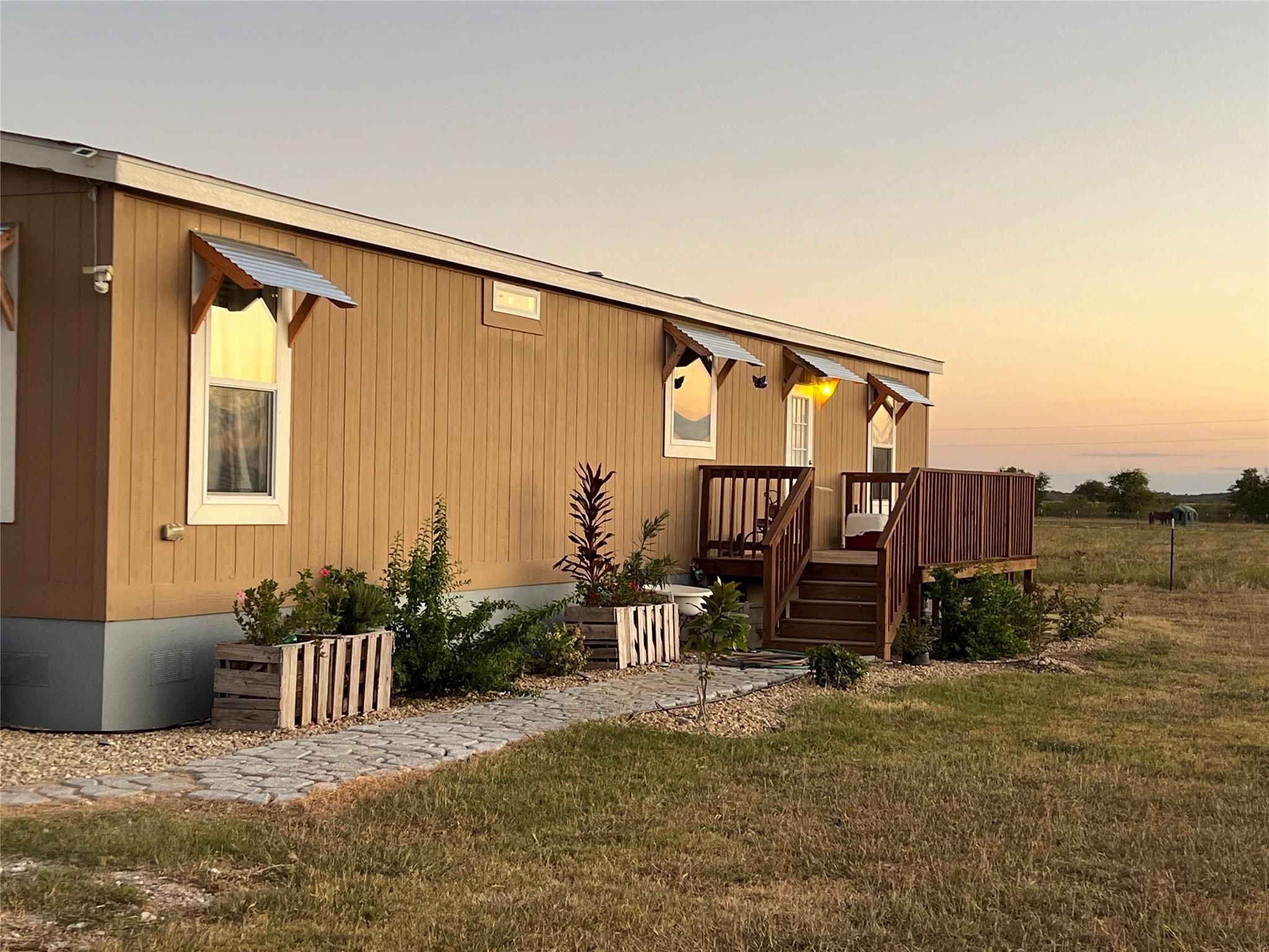 2949 County Road 437, Thorndale, TX 76577