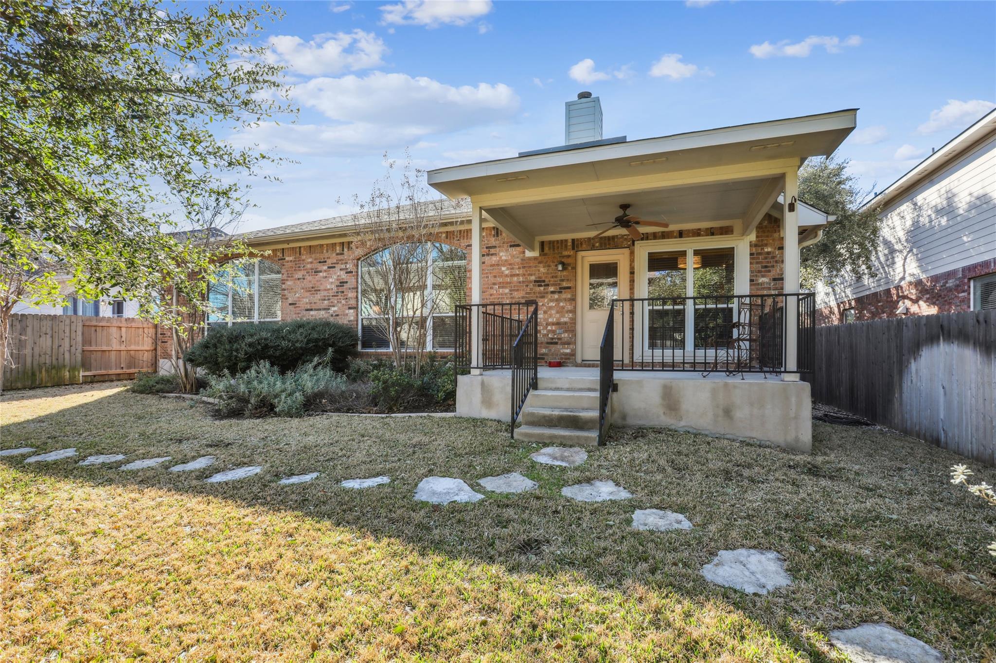 3805 Pebble Ct, Round Rock, TX 78664