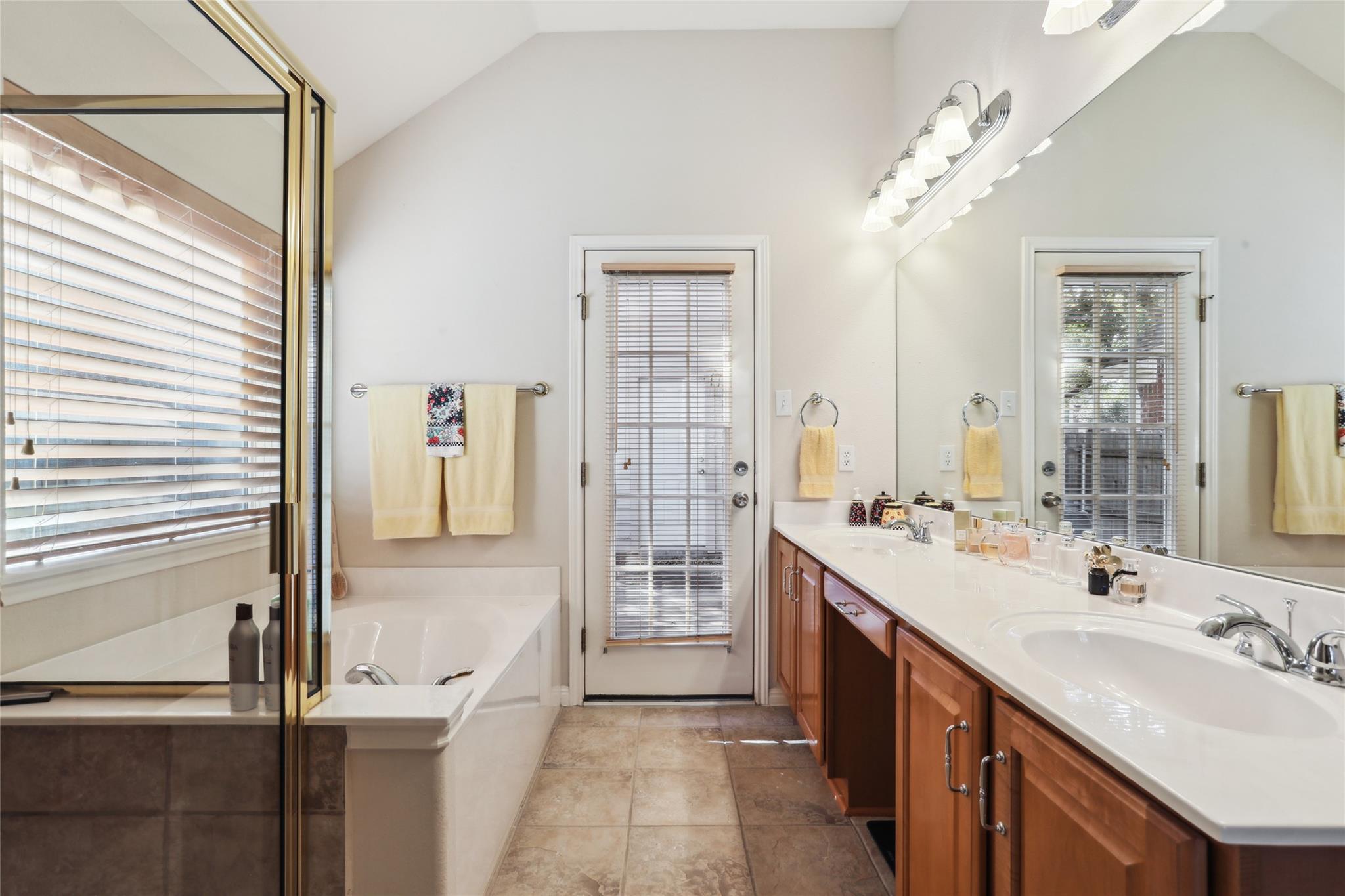 3805 Pebble Ct, Round Rock, TX 78664