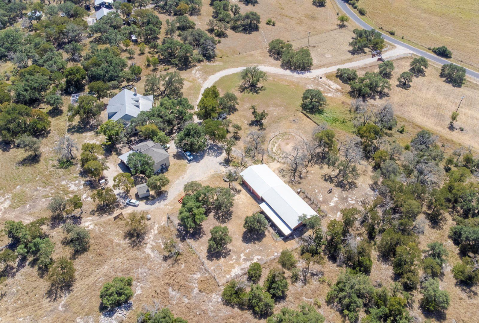 2010 County Road 233, Florence, TX 76527