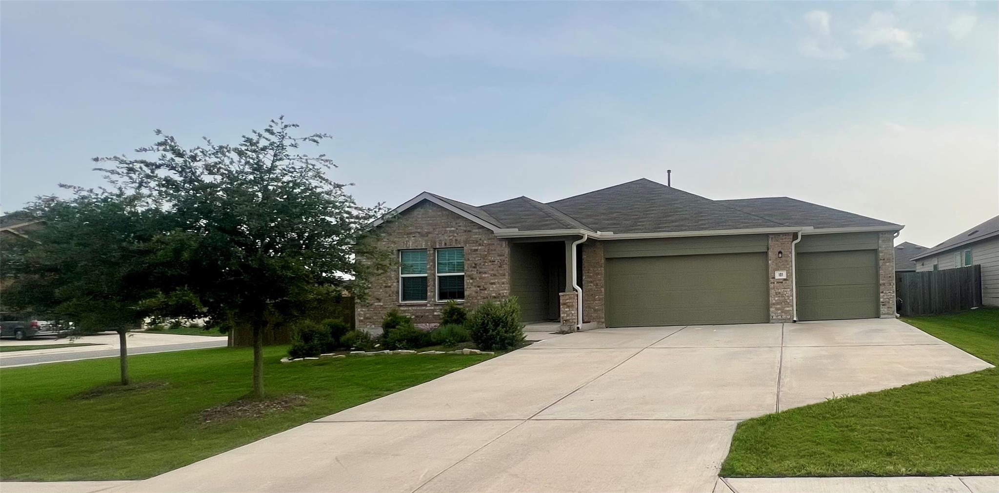 101 River Rise Rd, Kyle, TX 78640