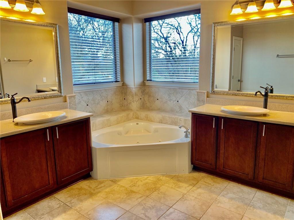 3988 Sapphire Loop, Round Rock, TX 78681