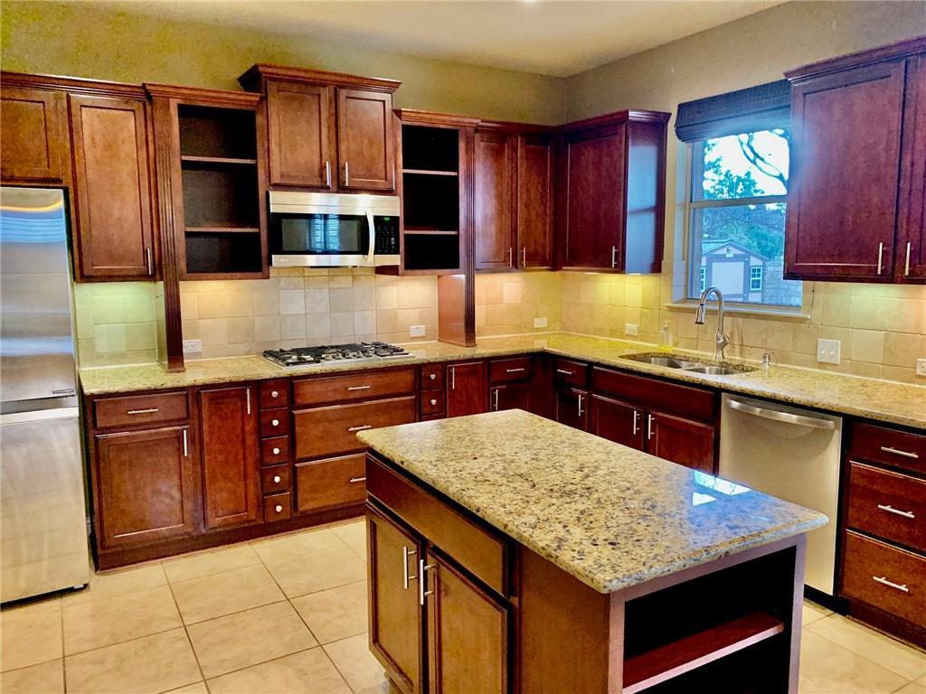 3988 Sapphire Loop, Round Rock, TX 78681