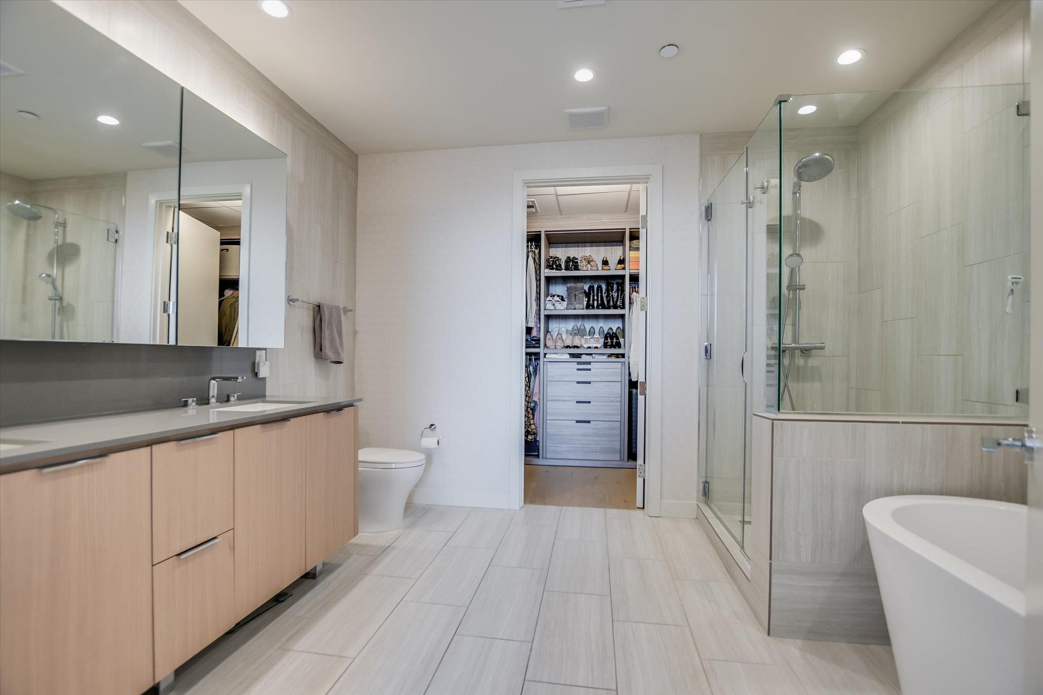 44 East Ave # 3001, Austin, TX 78701