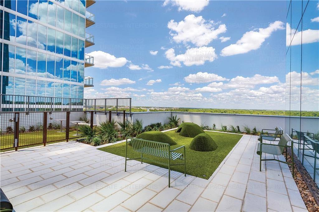 44 East Ave # 3001, Austin, TX 78701