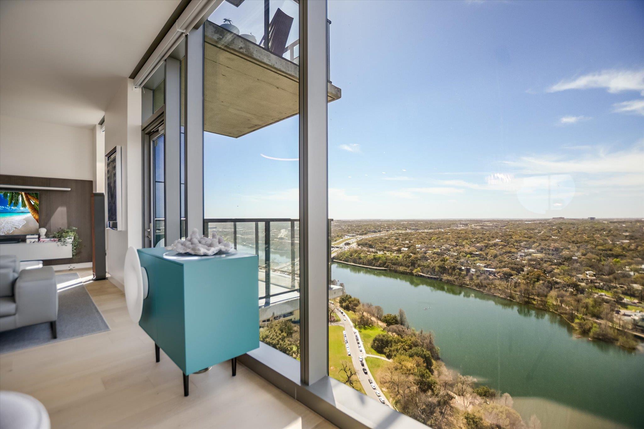 44 East Ave # 3001, Austin, TX 78701