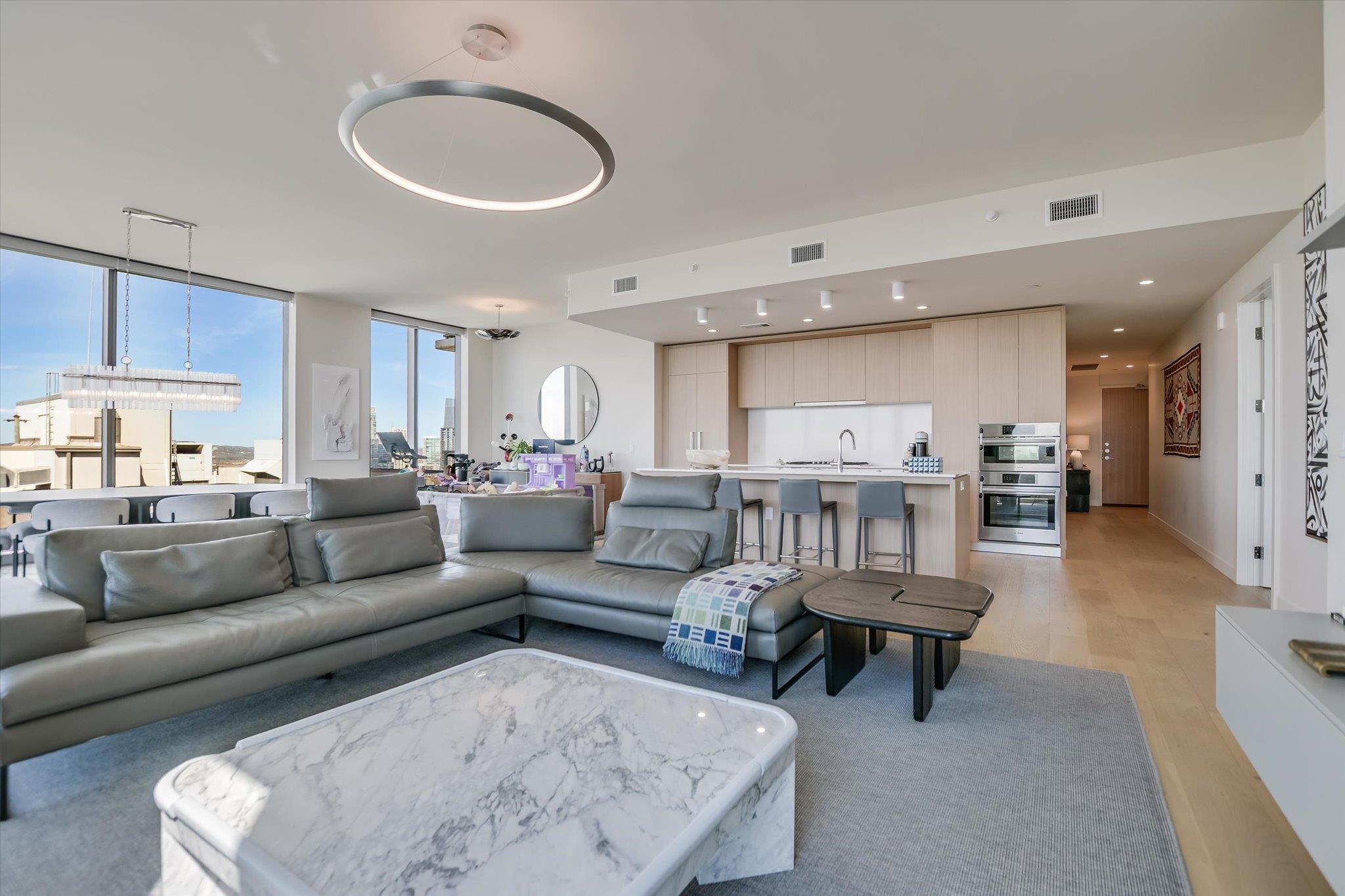 44 East Ave # 3001, Austin, TX 78701