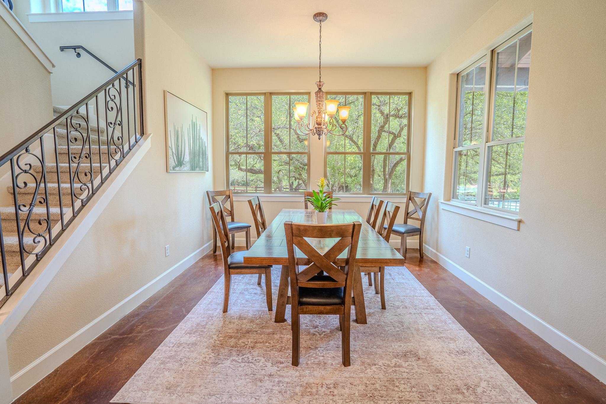 23923 Tres Coronas Dr, Spicewood, TX 78669