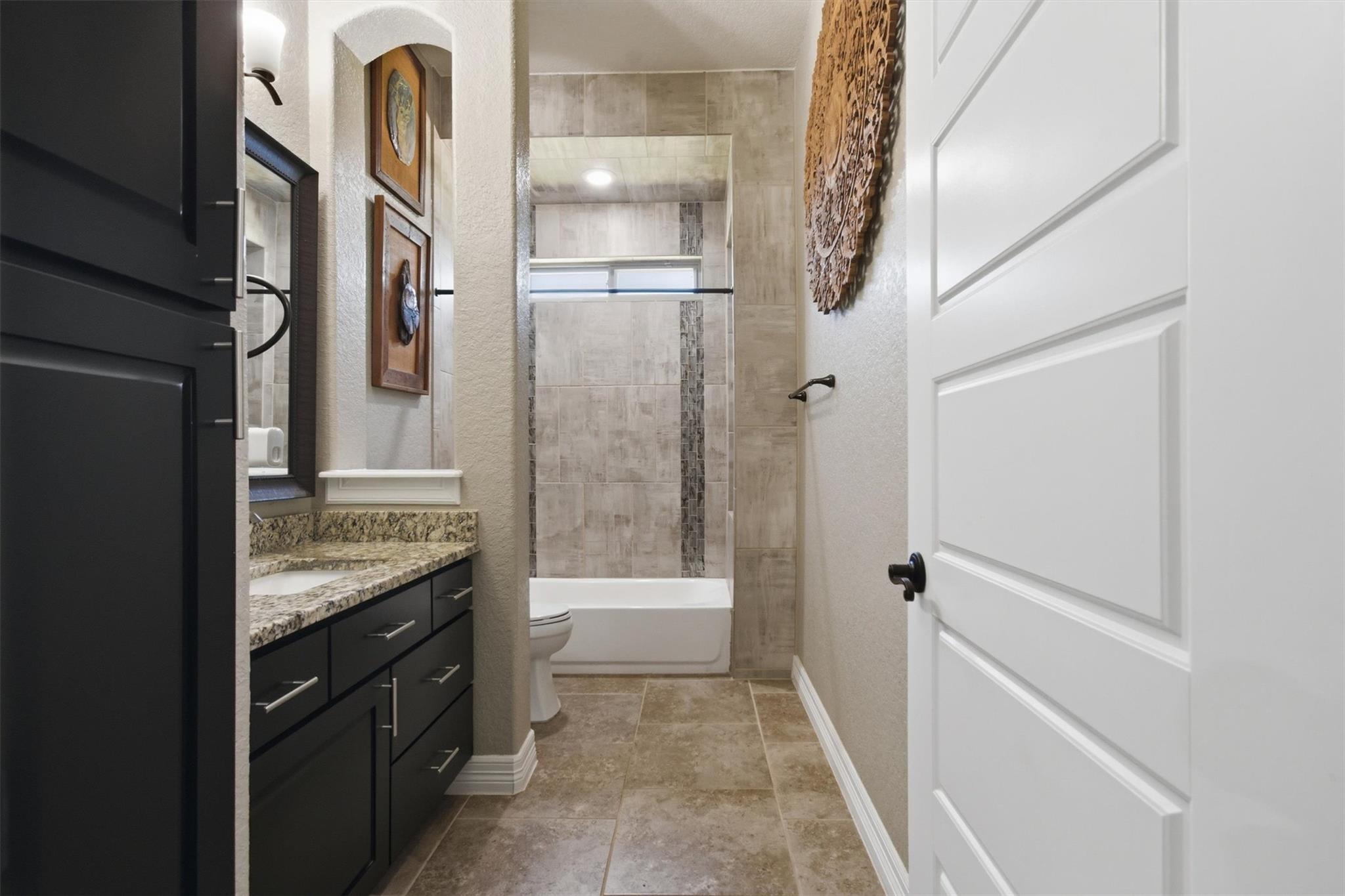 1106 Private Road 3702, San Antonio, TX 78253