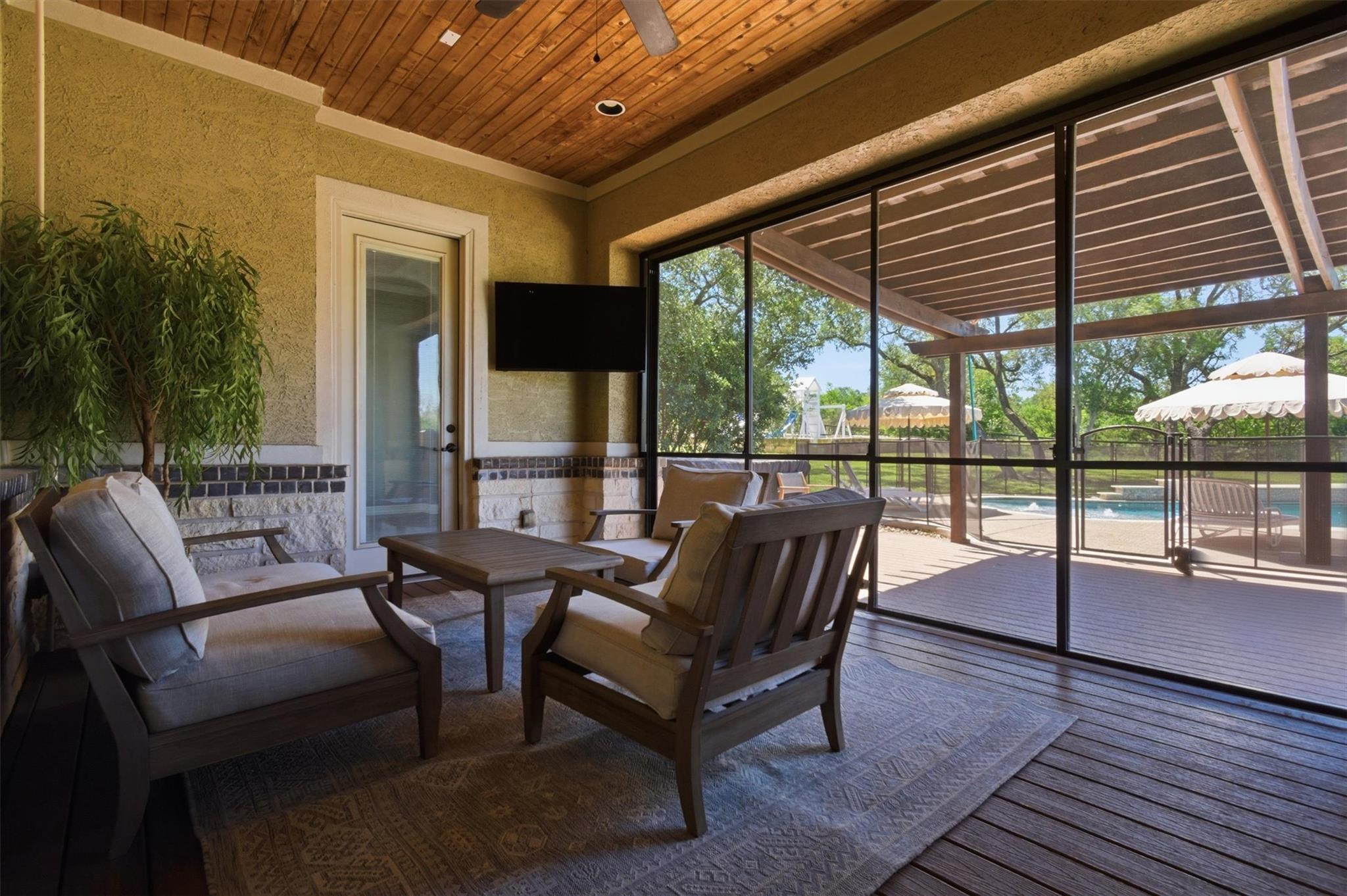 1106 Private Road 3702, San Antonio, TX 78253