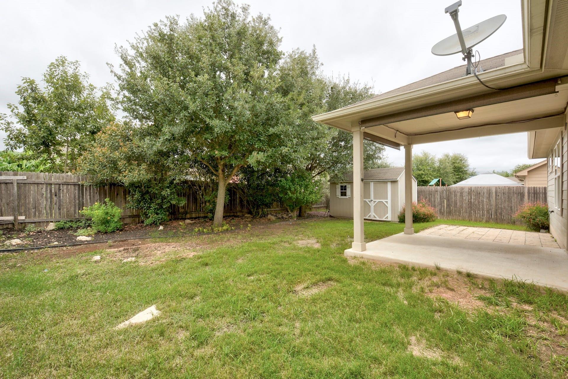220 Mystic Shadow Ln, Buda, TX 78610