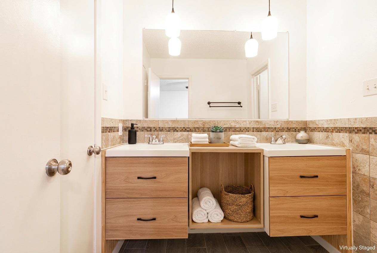 706 Ramble Ln # B, Austin, TX 78745