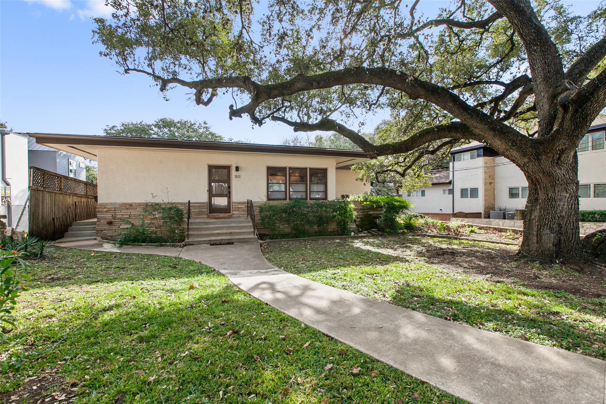1511 Chelsea Ln, Austin, TX 78704