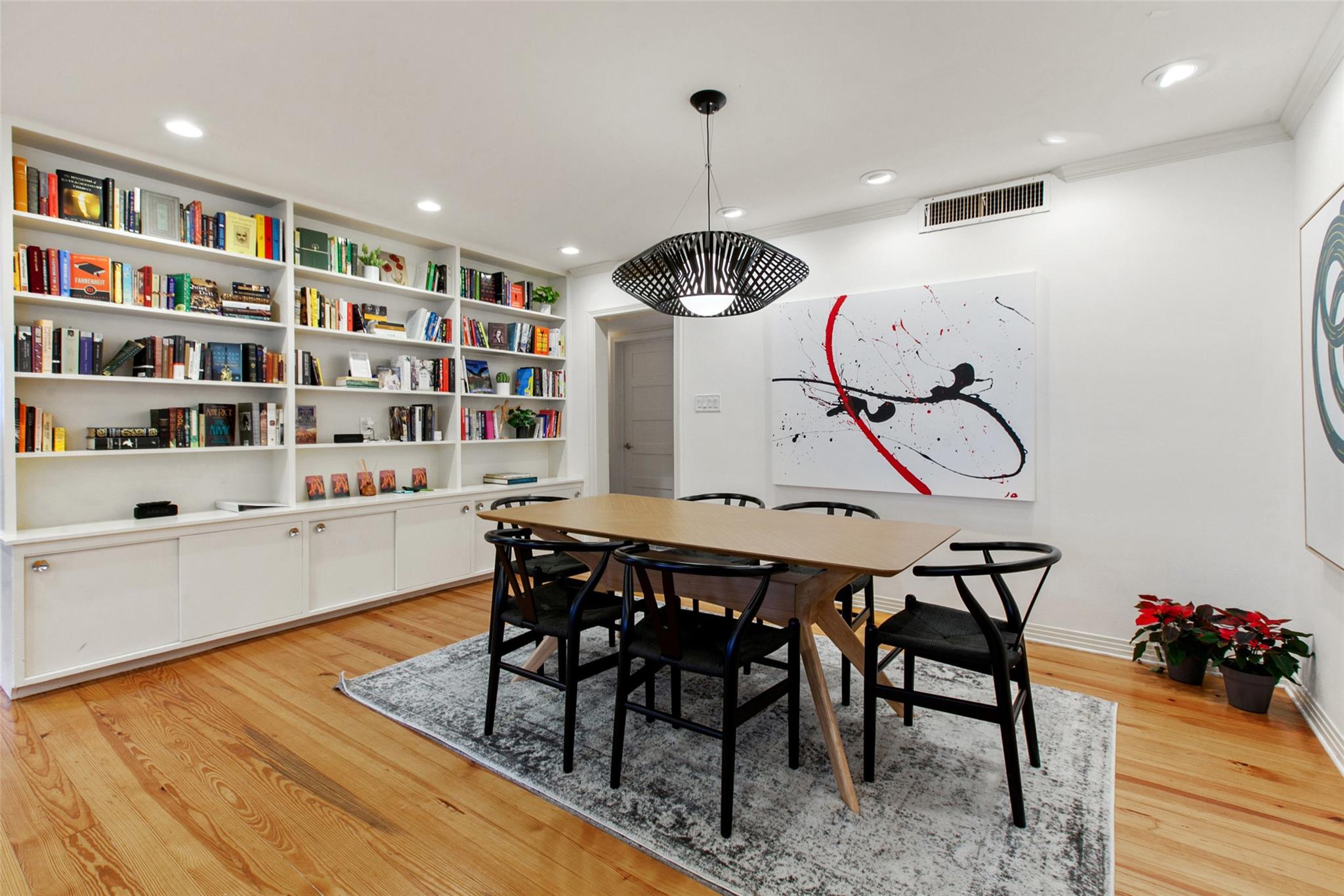 1511 Chelsea Ln, Austin, TX 78704