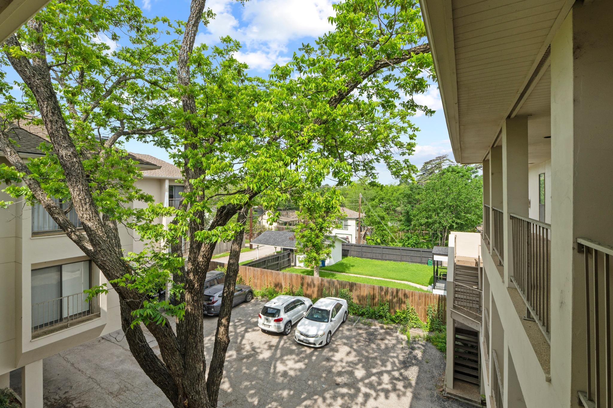 409 E 38th St # 305, Austin, TX 78705