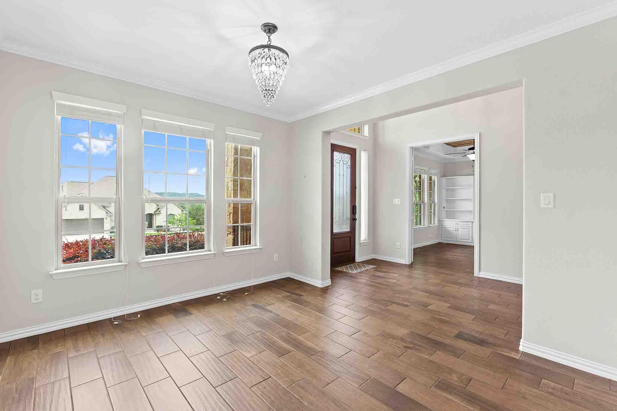 4512 Diamante Dr, Spicewood, TX 78669