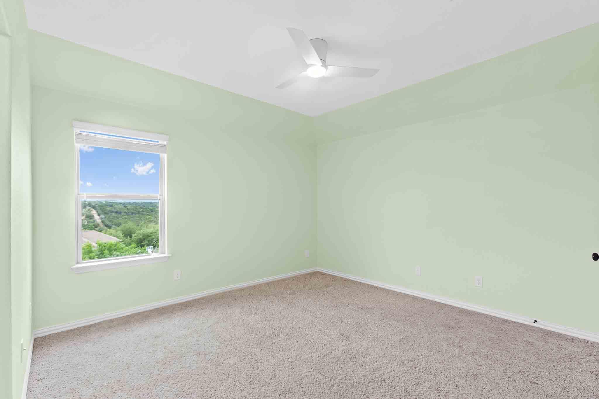 4512 Diamante Dr, Spicewood, TX 78669