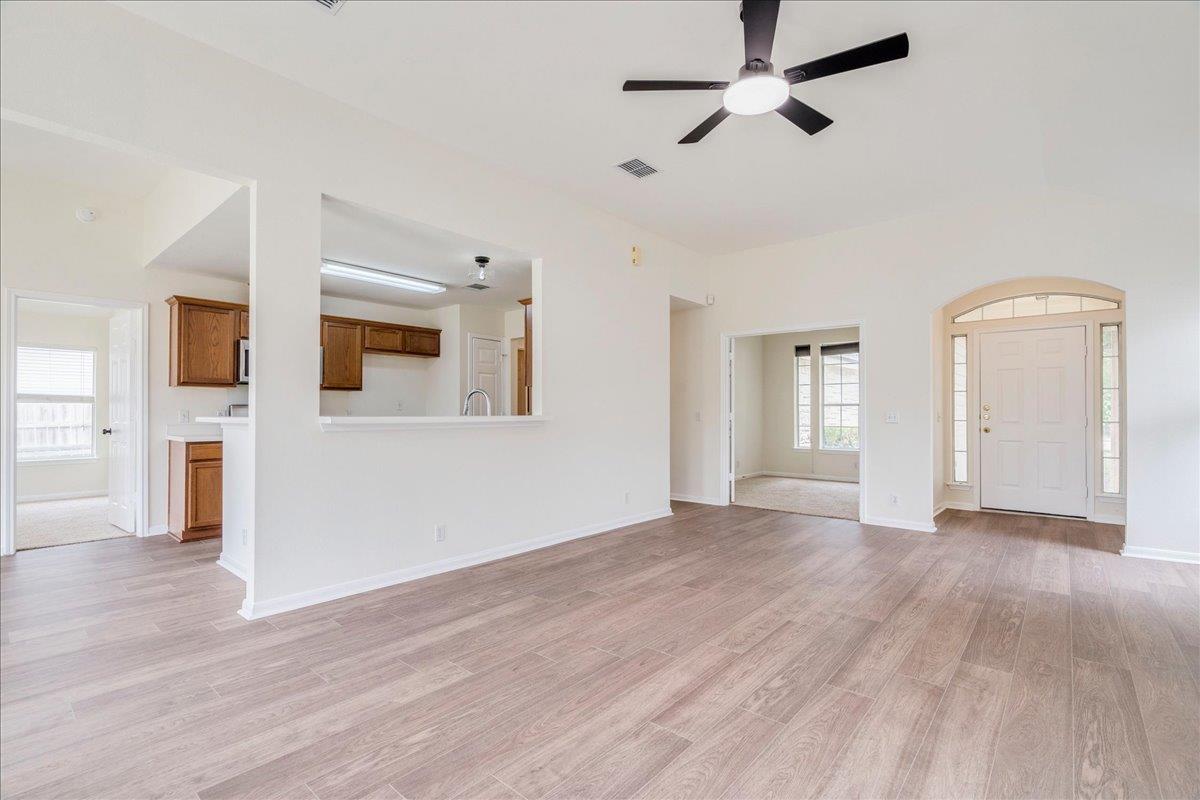 201 Elmer Cv, Kyle, TX 78640