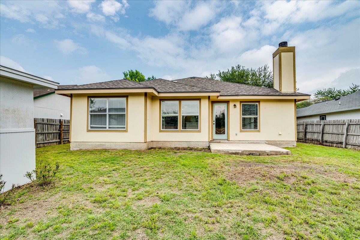 201 Elmer Cv, Kyle, TX 78640