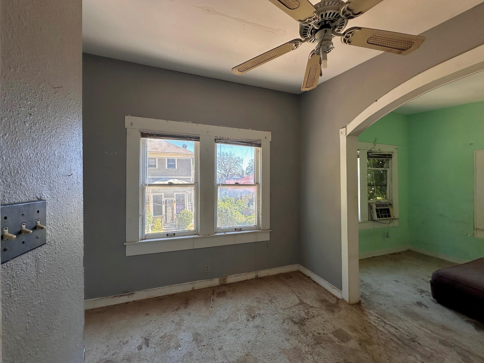 727 N Pine St, San Antonio, TX 78202