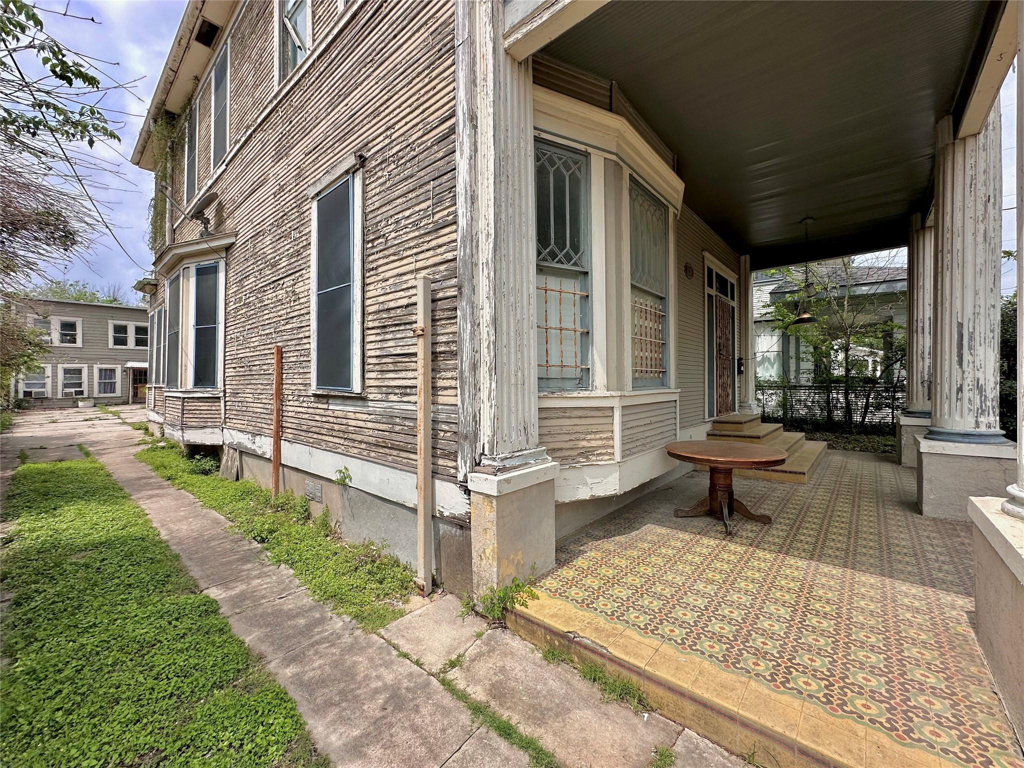 727 N Pine St, San Antonio, TX 78202