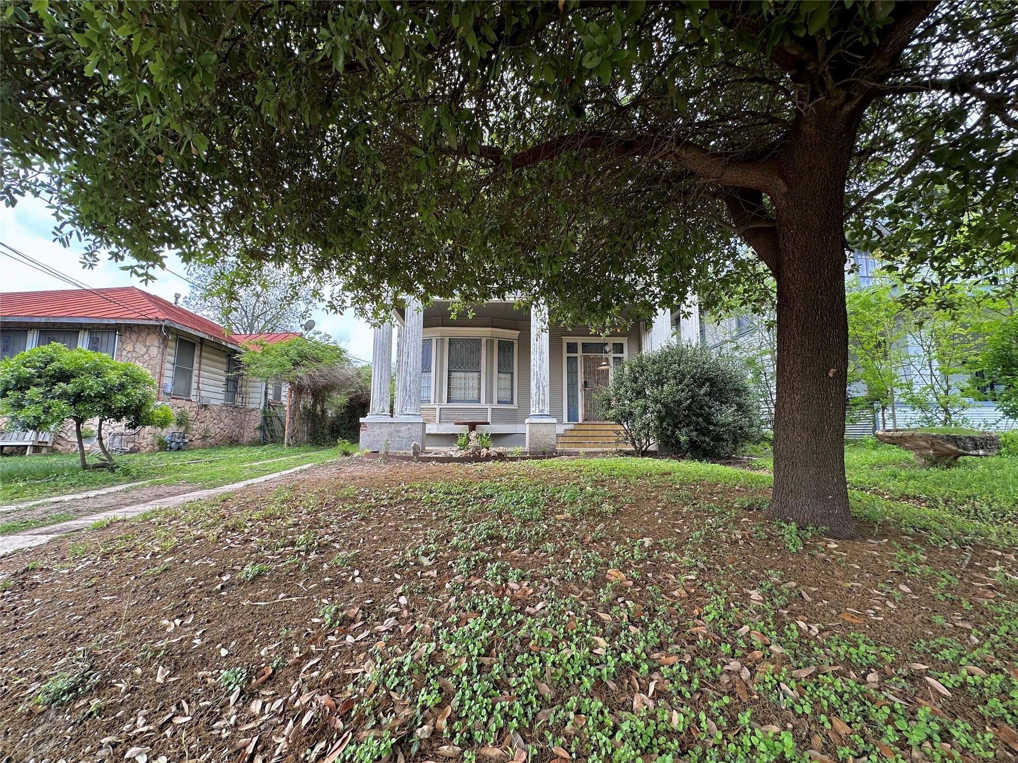 727 N Pine St, San Antonio, TX 78202