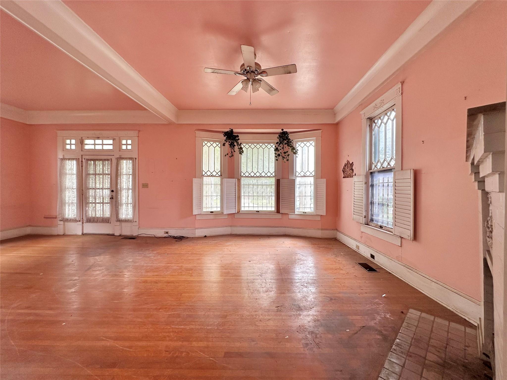 727 N Pine St, San Antonio, TX 78202