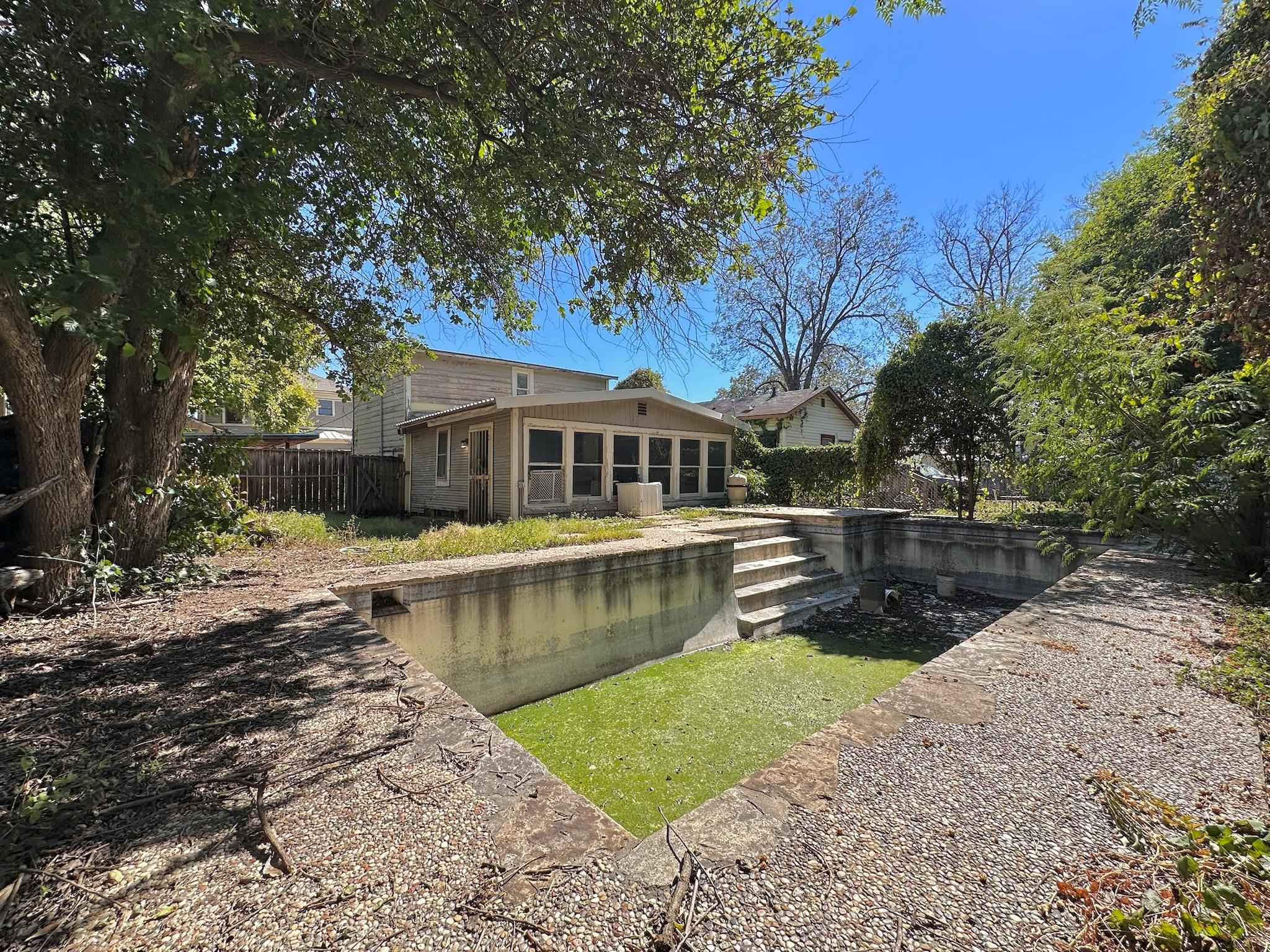 727 N Pine St, San Antonio, TX 78202