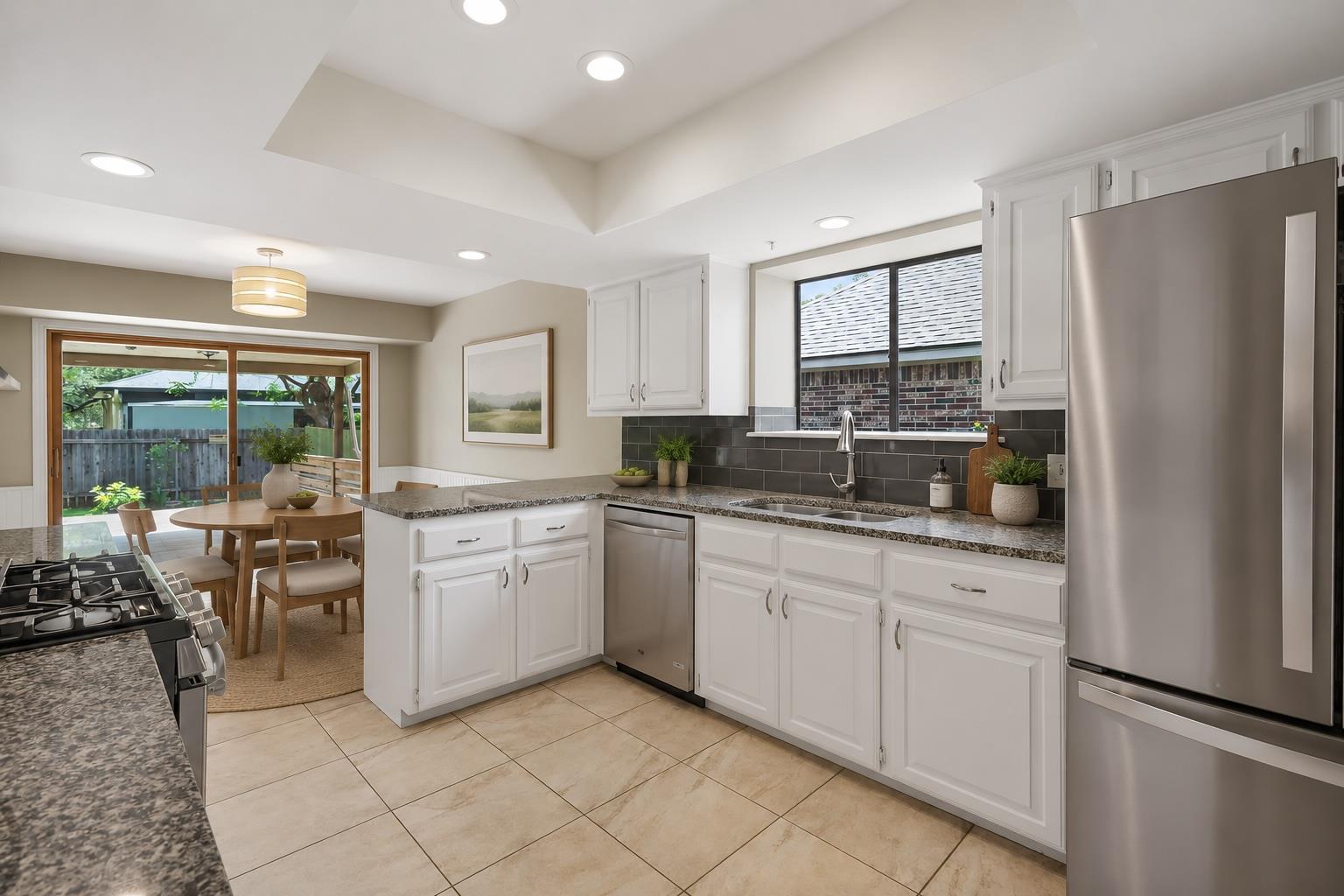 1911 Oakview Dr, Round Rock, TX 78681