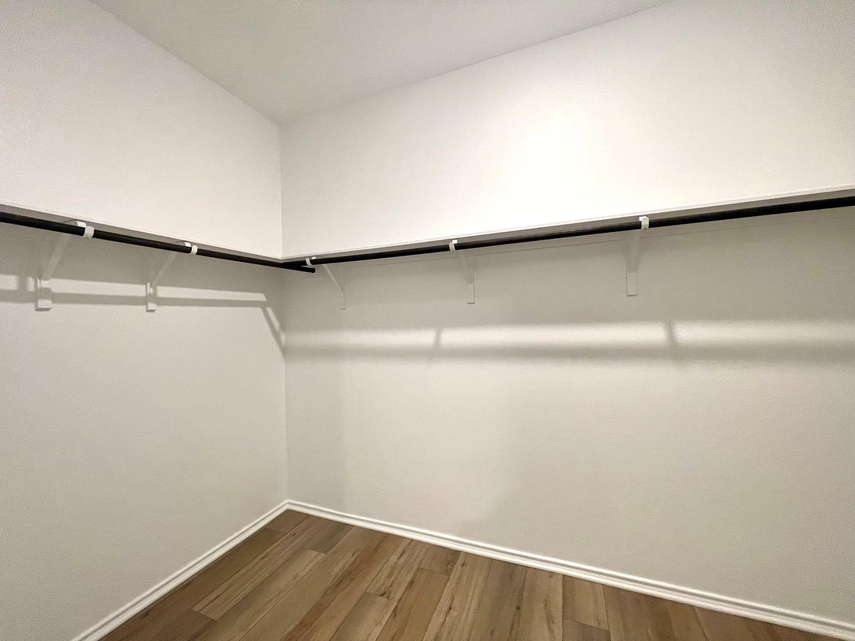 433 Sebring Cir, Hutto, TX 78634