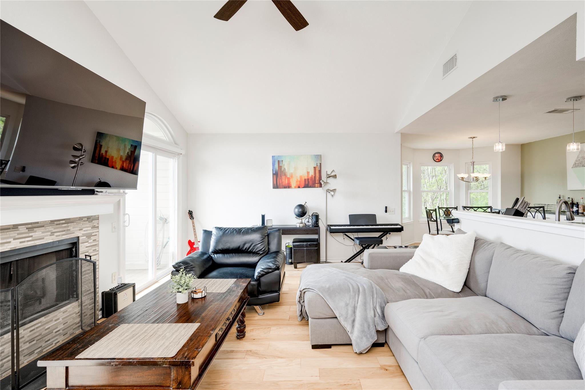 6621 Mesa Holw, Austin, TX 78750