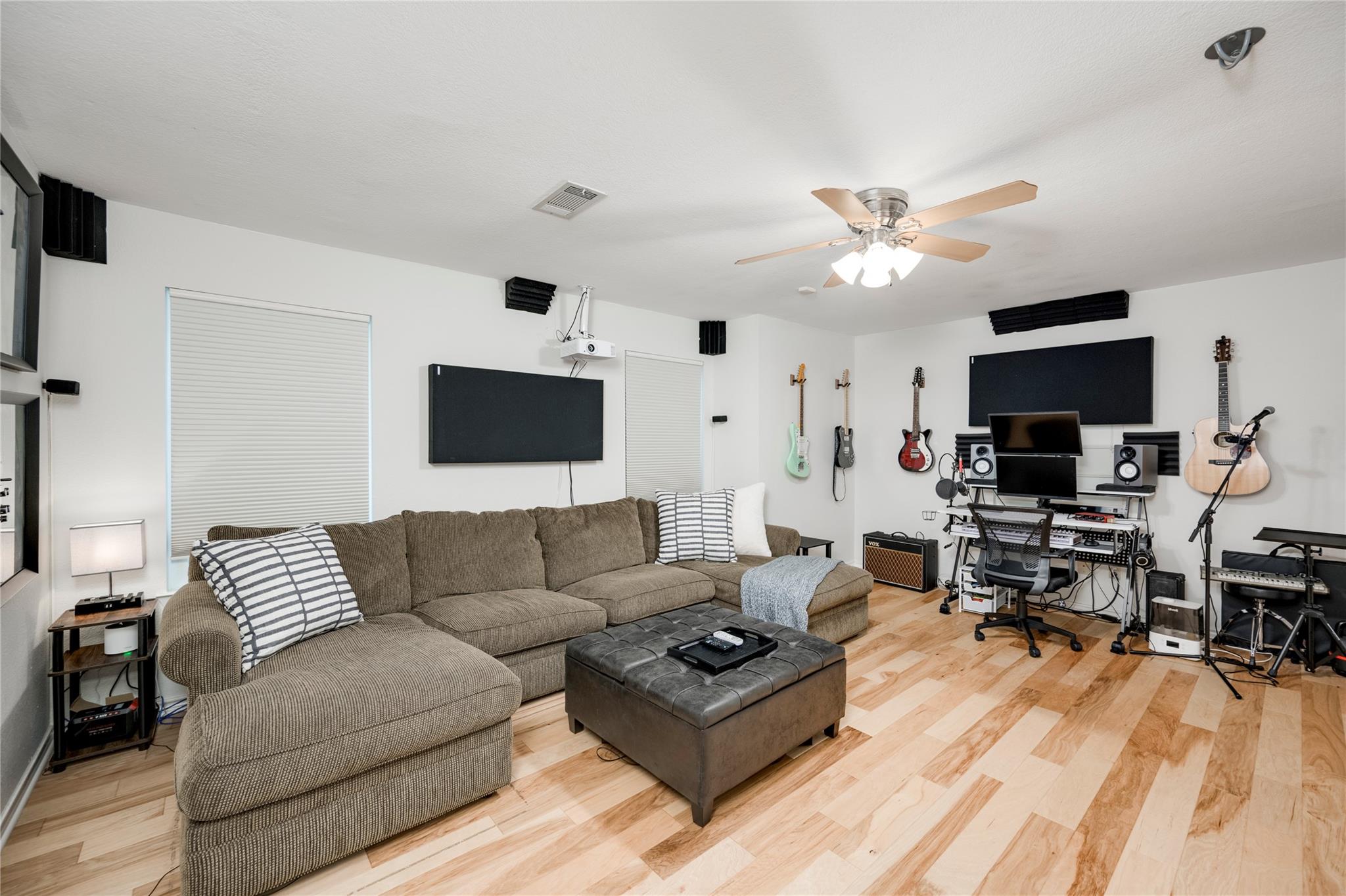 6621 Mesa Holw, Austin, TX 78750