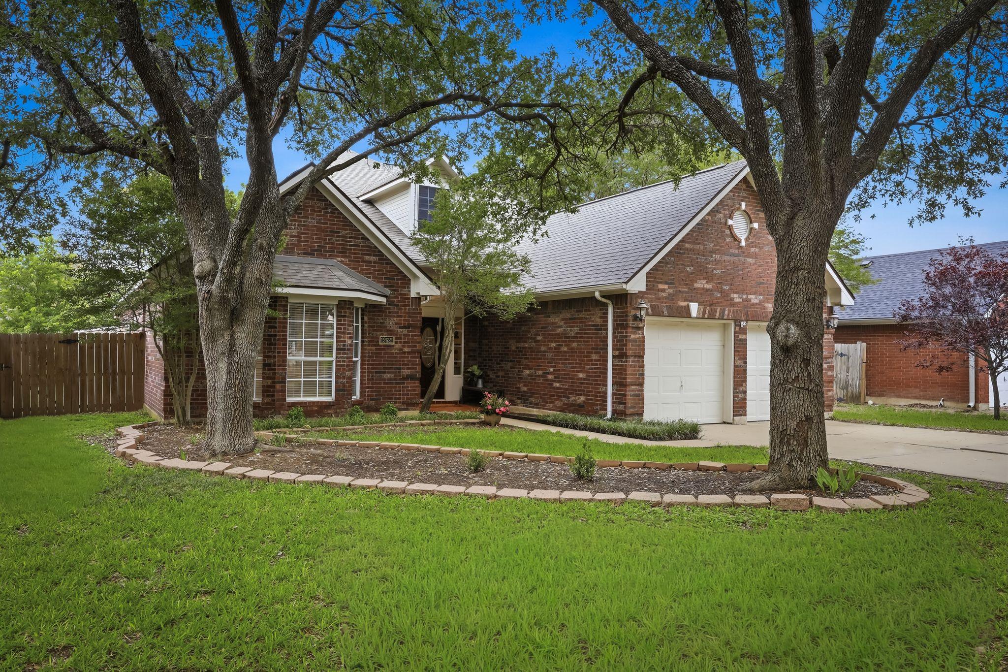 12621 Cinchring Ln, Austin, TX 78727
