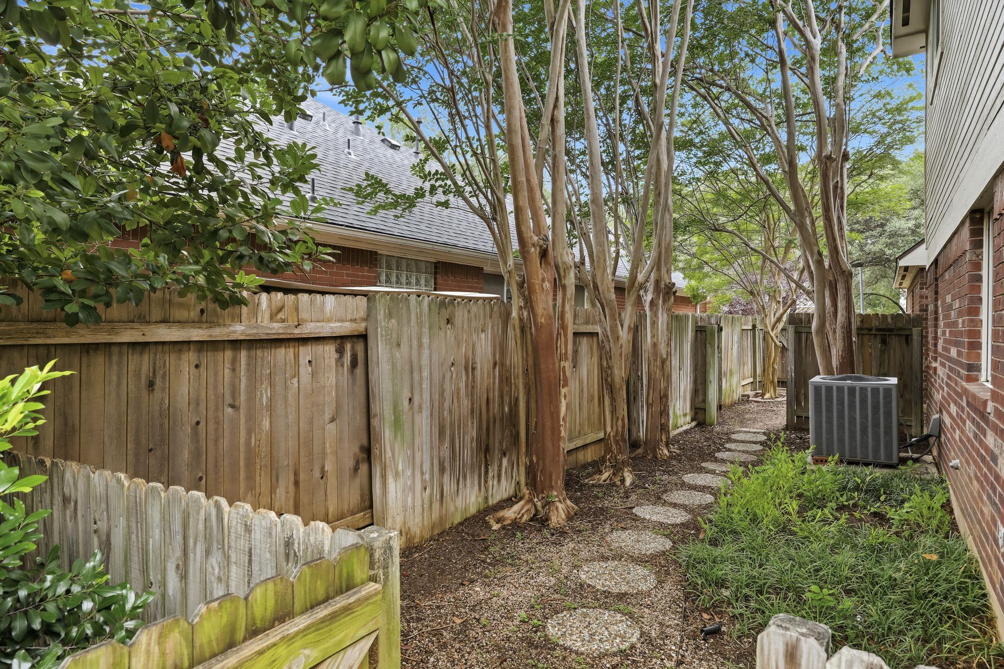 12621 Cinchring Ln, Austin, TX 78727