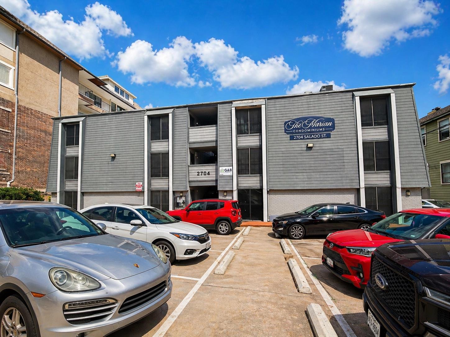 2704 Salado St # 103, Austin, TX 78705