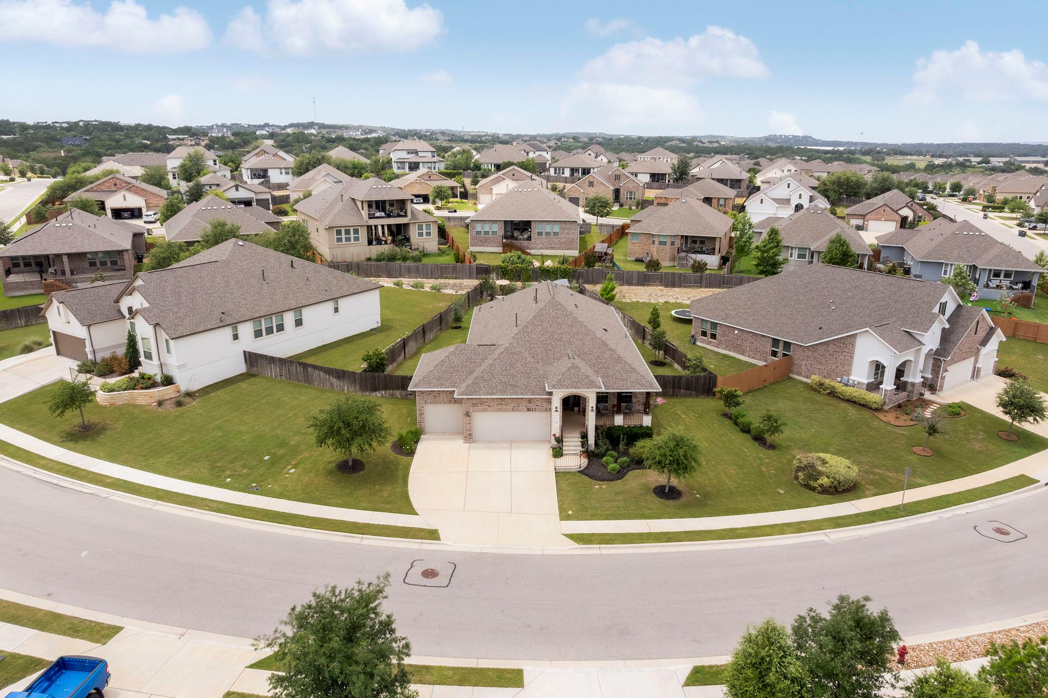 772 Founders Rdg, Dripping Springs, TX 78620