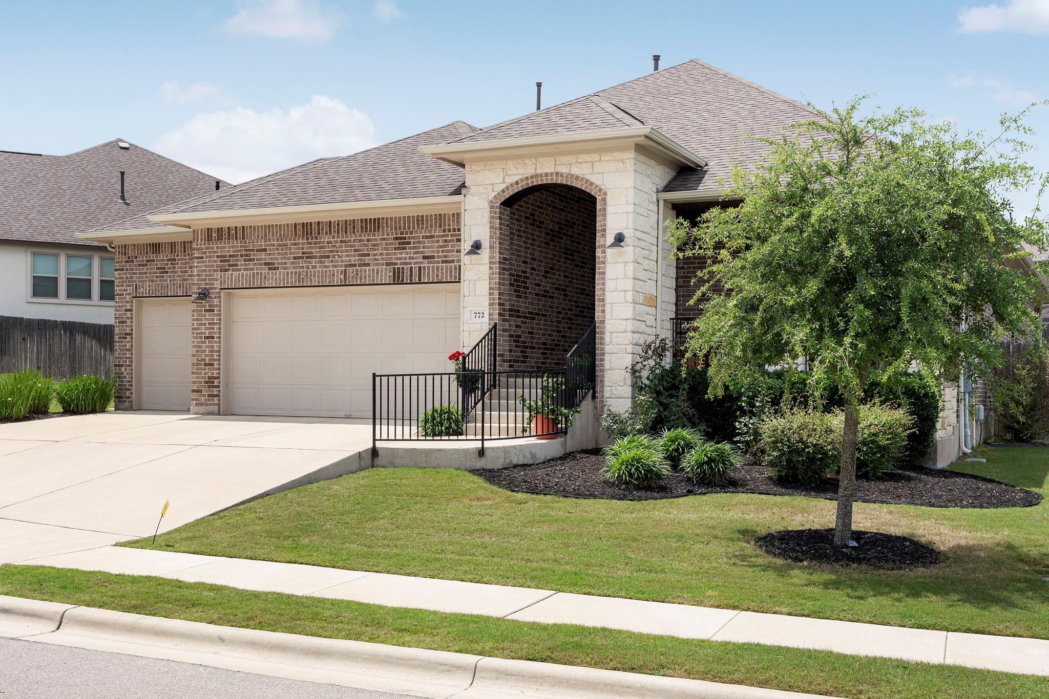 772 Founders Rdg, Dripping Springs, TX 78620
