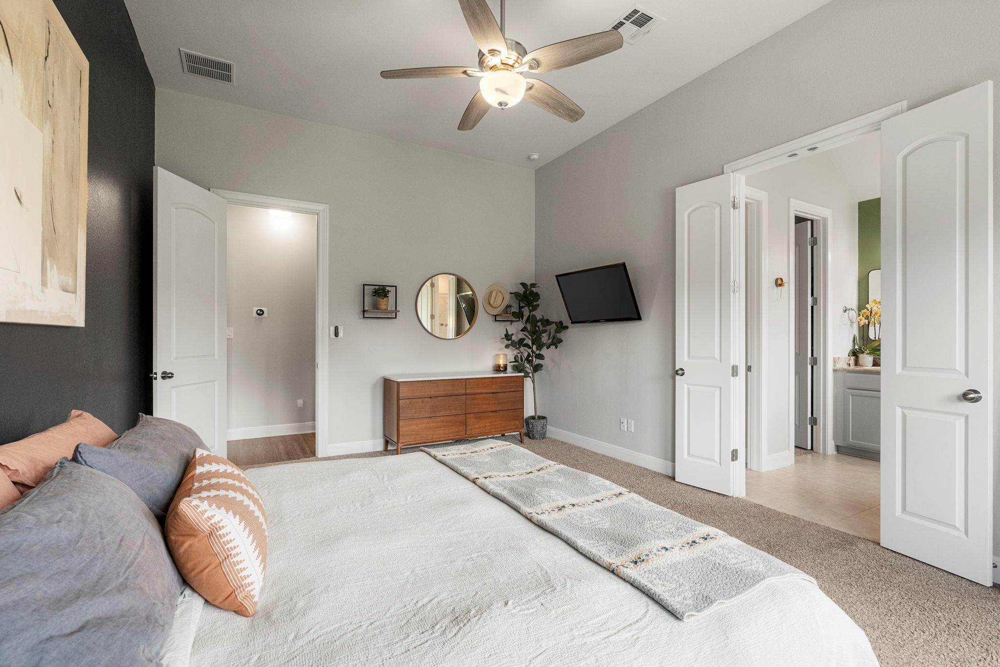 772 Founders Rdg, Dripping Springs, TX 78620