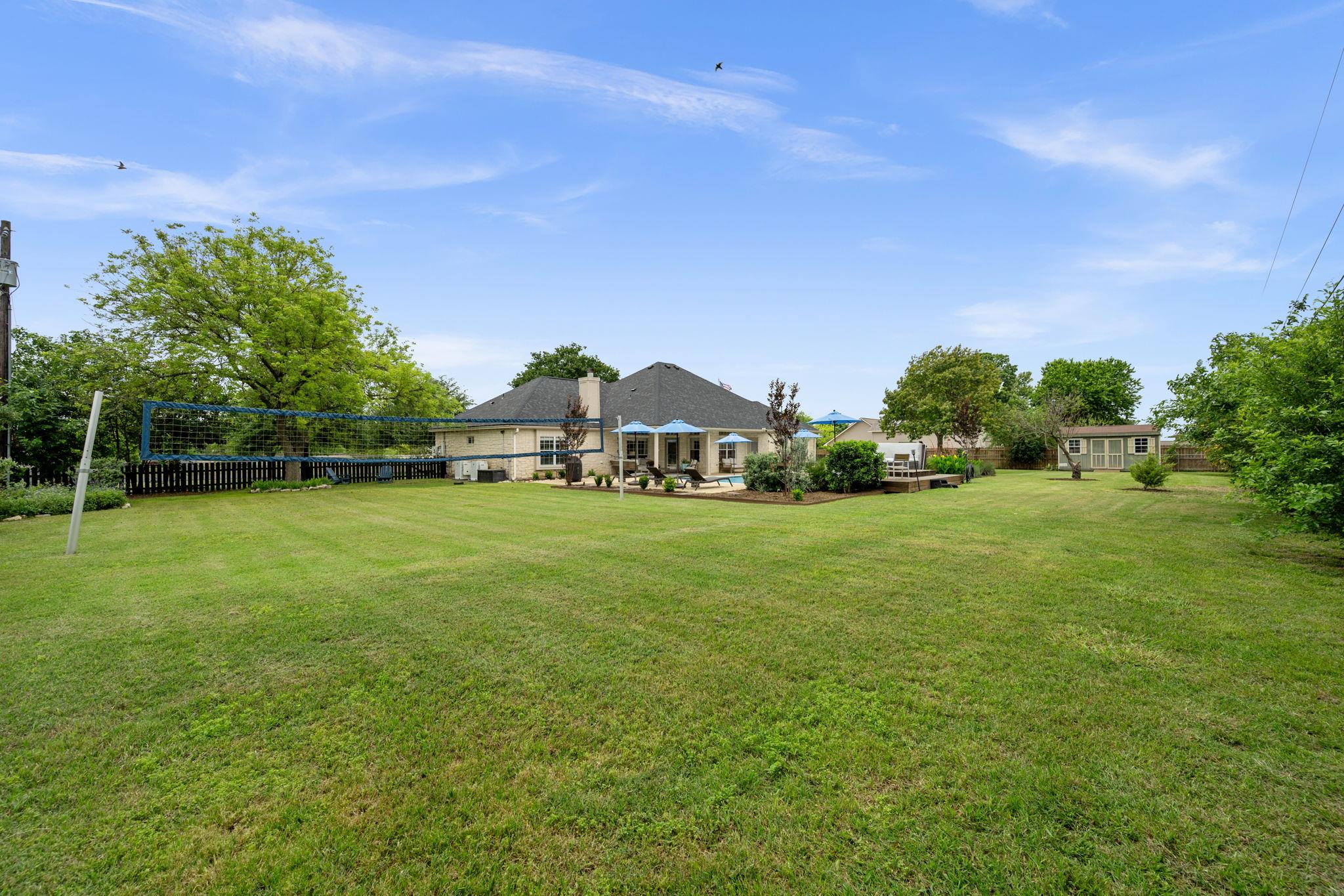 103 Morningside Cir, Hutto, TX 78634