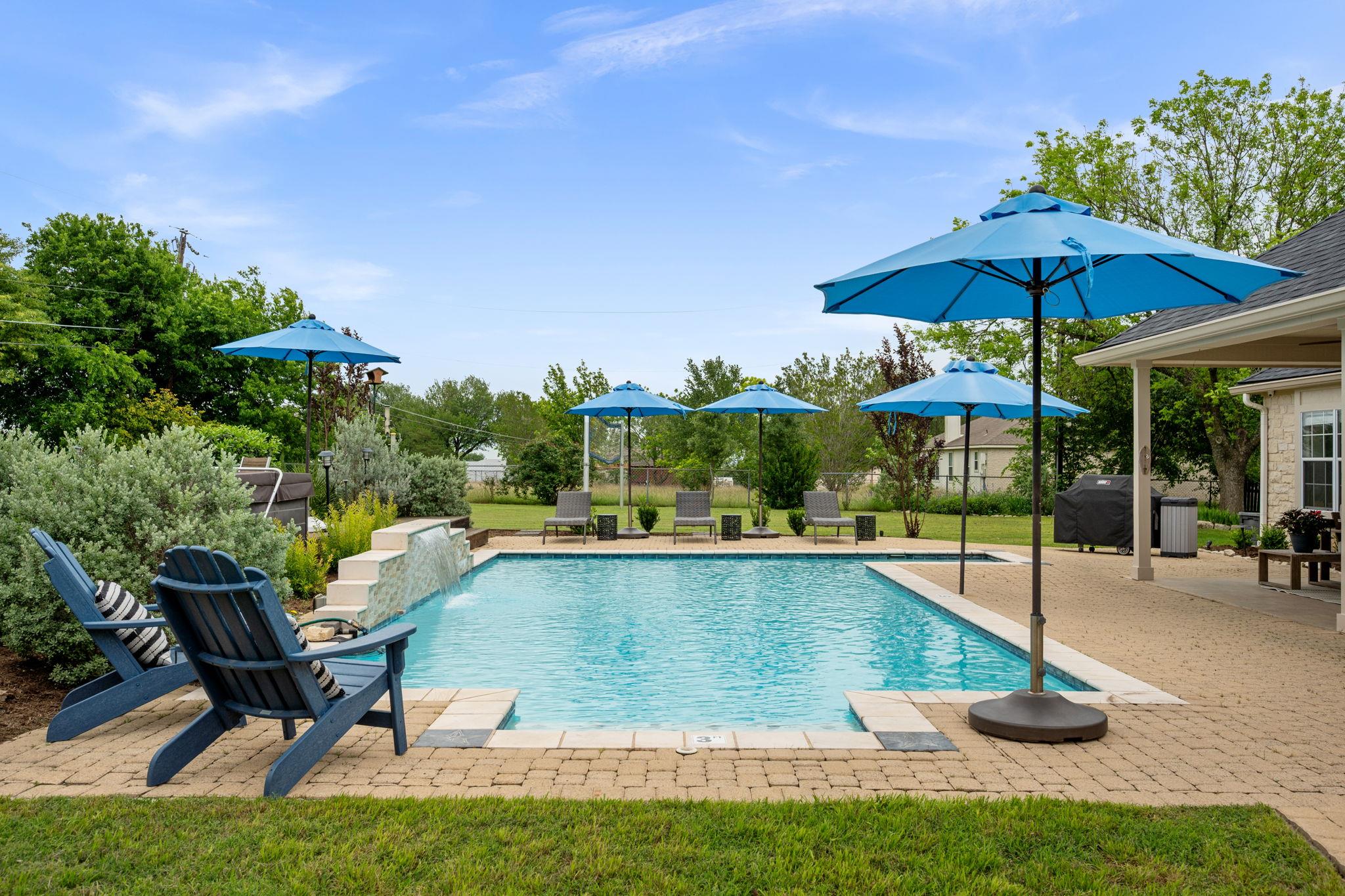103 Morningside Cir, Hutto, TX 78634
