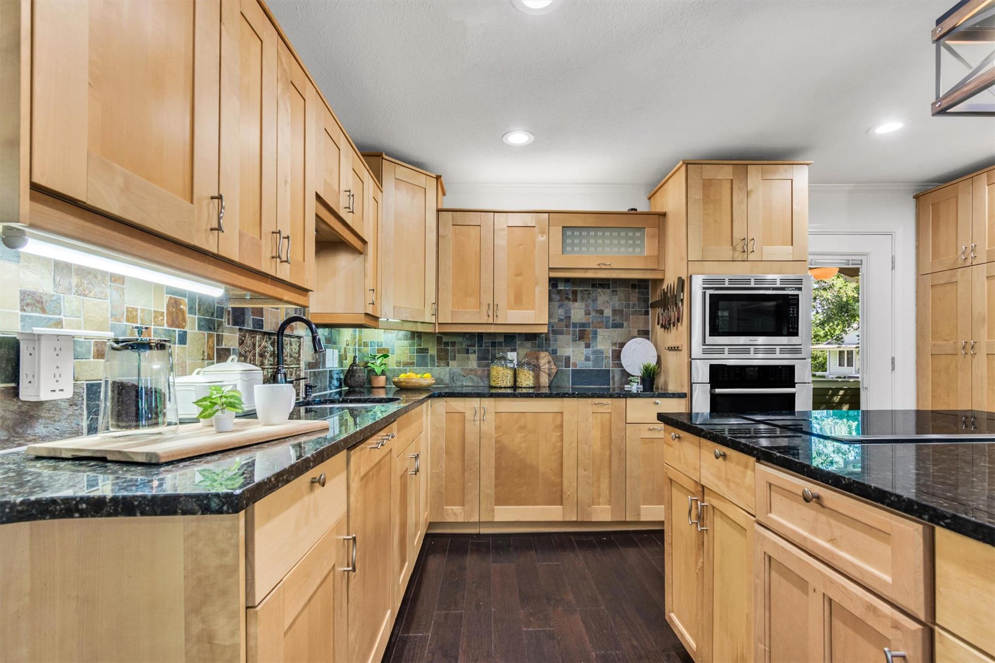 1806 Eubank St, Georgetown, TX 78626
